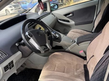 Toyota Prius, 2011 — 照片 9