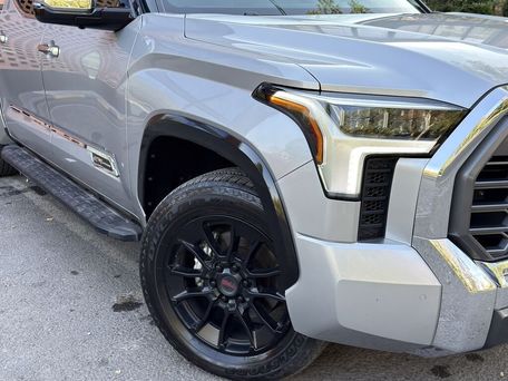 Toyota Tundra, 2022 — 照片 2