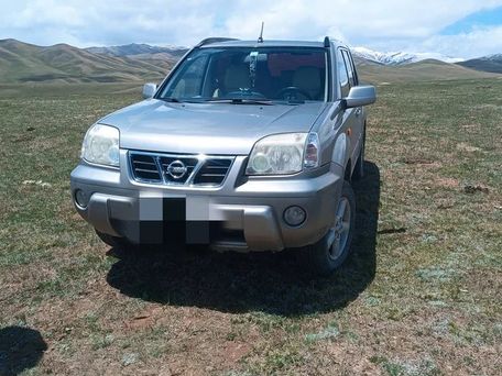 Nissan X-Trail, 2003 — 照片 1
