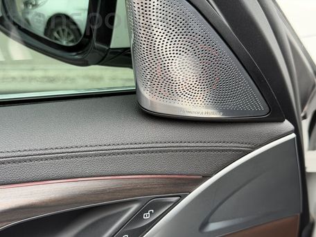 BMW 5 Series, 2020 — photo 11