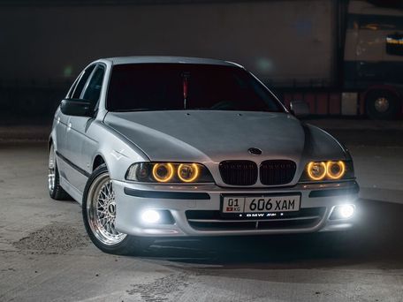 BMW 5 Series, 2001 — photo 2