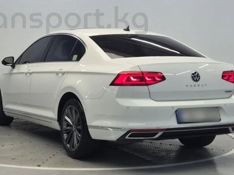 Volkswagen Passat, 2021 — фото 10