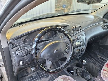 Ford Focus, 2002 — сүрөт 4