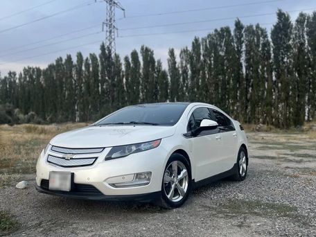 Chevrolet Volt, 2011
