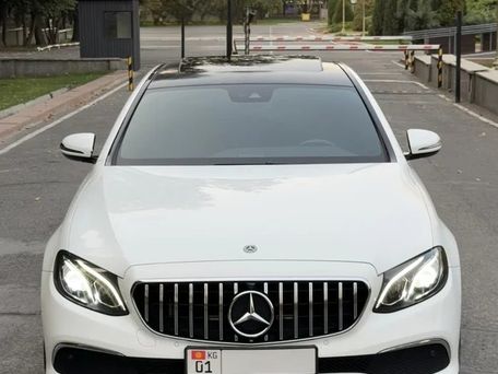 Mercedes-Benz E-Класс, 2019 — фото 1
