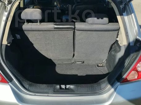 Nissan Tiida, 2004 — сүрөт 5