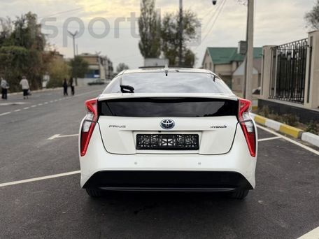 Toyota Prius, 2018 — фото 4