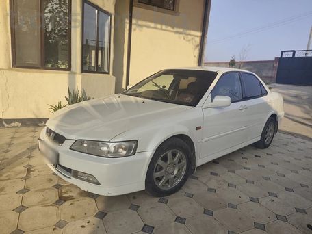 Honda Accord, 2002 — 照片 1