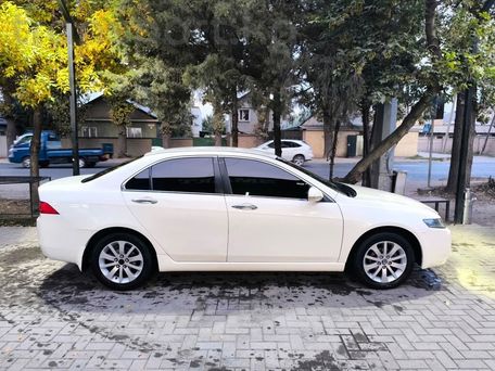 Honda Accord, 2004 — 照片 4