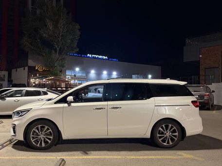 Kia Carnival, 2018 — фото 2