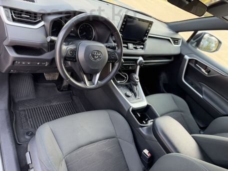 Toyota RAV4, 2022 — photo 9