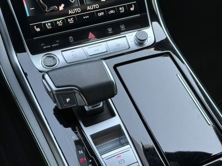 Audi Q7, 2022 — photo 4