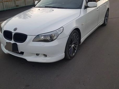 BMW 5 серии, 2004 — 照片 6