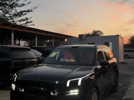 Lynk & Co 900, 2026 — сүрөт 1