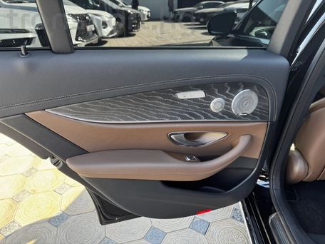 Mercedes-Benz E-Класс, 2023 — сүрөт 9