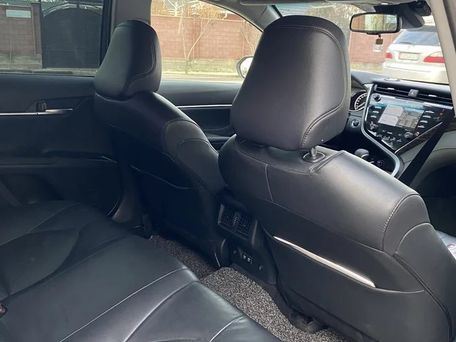 Toyota Camry, 2018 — 照片 9