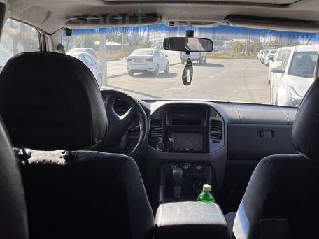 Mitsubishi Montero, 2003 — photo 8