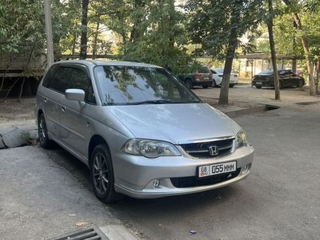 Honda Stream, 2002 — photo 3