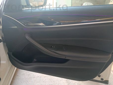 BMW 5 серии, 2018 — 照片 7