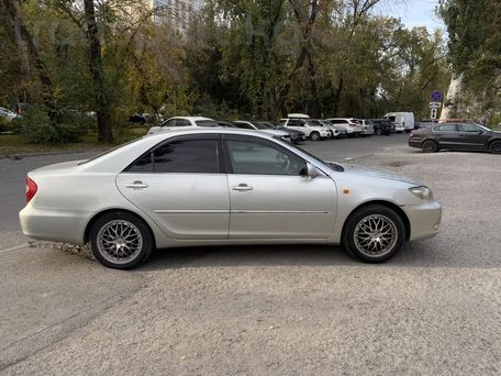 Toyota Camry, 2003 — photo 1