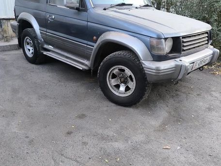 Mitsubishi Pajero, 1993 — фото 1