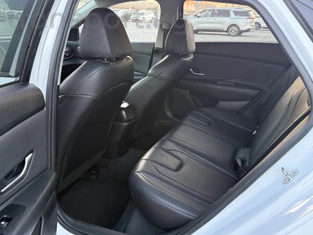 Hyundai Avante, 2021 — photo 10