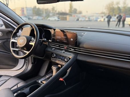 Hyundai Elantra, 2022 — photo 6