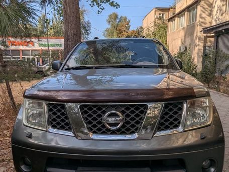 Nissan Pathfinder, 2005 — photo 1