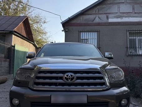 Toyota Sequoia, 2008 — photo 1