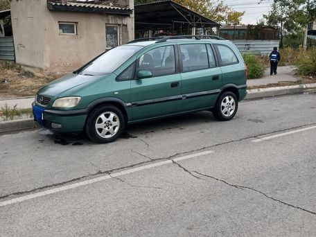 Opel Zafira, 2002 — photo 2