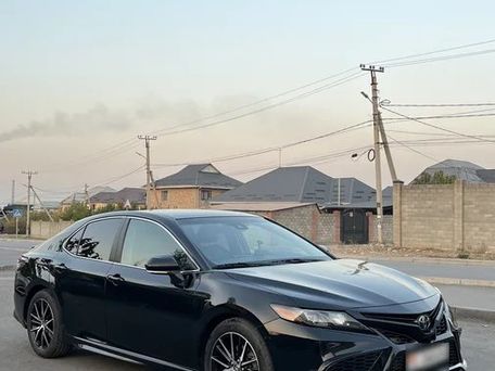 Toyota Camry, 2022 — сүрөт 1