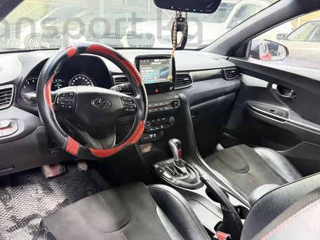 Hyundai Veloster, 2018 — сүрөт 8