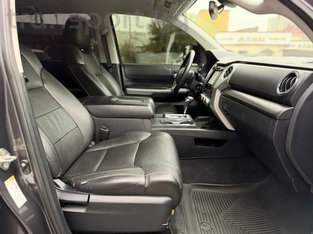 Toyota Tundra, 2019 — фото 10