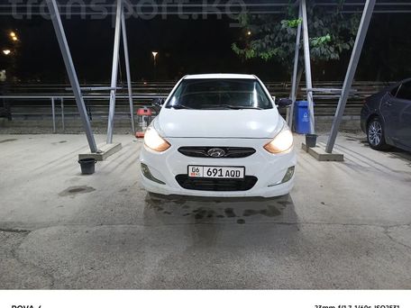 Hyundai Accent, 2013 — 照片 1