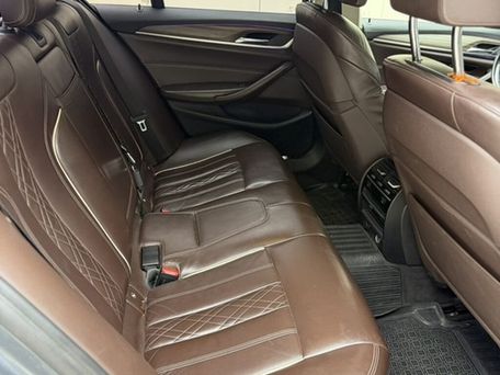 BMW 5 Series, 2018 — photo 6