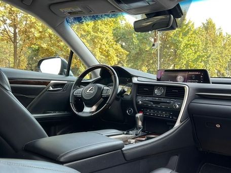 Lexus RX, 2018 — сүрөт 2