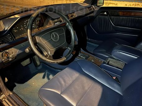 Mercedes-Benz E-Class, 1994 — photo 10