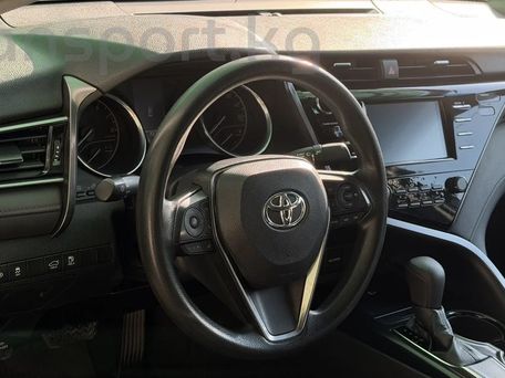 Toyota Camry, 2018 — photo 10