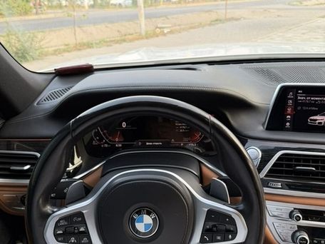 BMW 7 серии, 2018 — фото 9