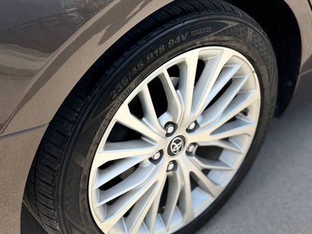 Toyota Camry, 2018 — сүрөт 8
