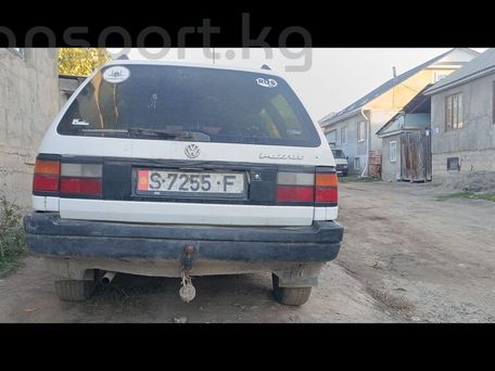 Volkswagen Passat, 1991 — photo 1