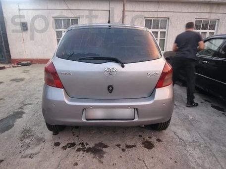 Toyota Yaris, 2009 — сүрөт 3