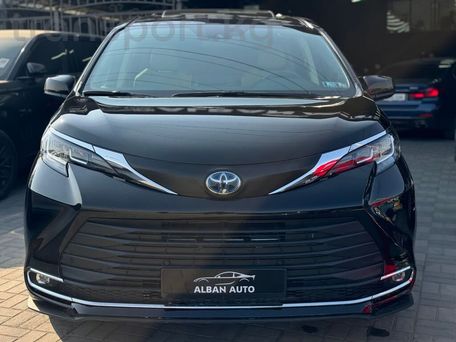 Toyota Sienna, 2021 — photo 2