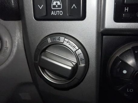 Toyota 4Runner, 2004 — photo 5