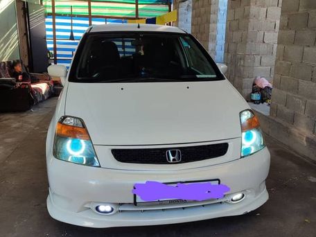 Honda Stream, 2002 — 照片 9