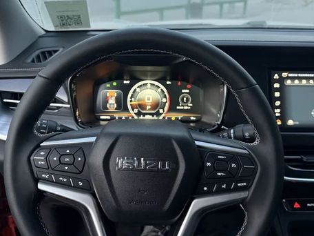 Isuzu D-Max, 2026 — photo 9