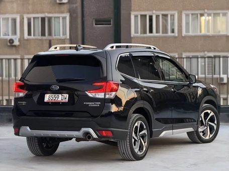 Subaru Forester, 2022 — 照片 2