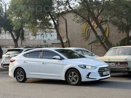 Hyundai Avante, 2016