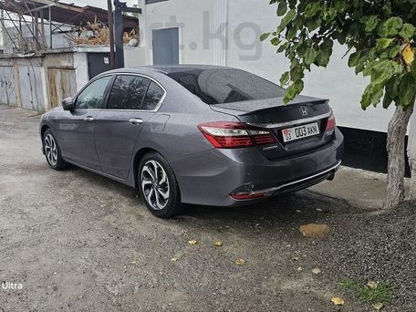 Honda Accord, 2017 — 照片 3