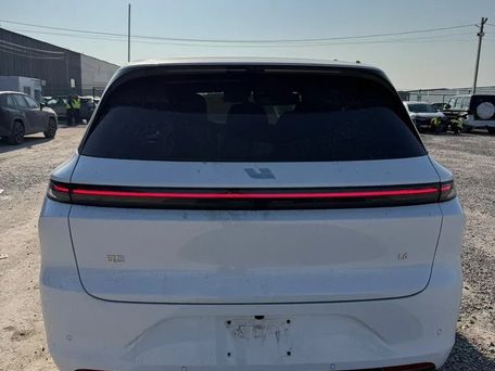 Li Auto (Lixiang) L6, 2025 — photo 3